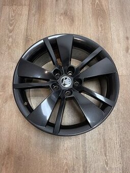 5x112 r18 original Škoda