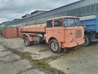 Skoda 706