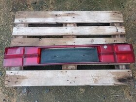 Zadní světla Audi V8 D11