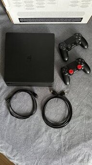 PlayStation 4 (PS4) Slim 1TB + 2x Dualshock 4