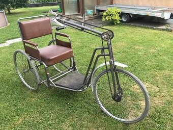 Historicka invalidni trikolka