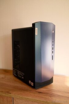 Herný počítač Lenovo IdeaCentre + monitor a príslušenstvo