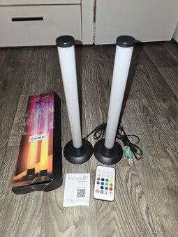 Moderní stolní ambient světlo lze ovládat aplikací přes tele
