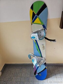 Damsky Snowboard Burton Genie 155