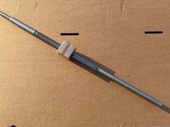 Šroub příčného suportu - soustruh s32 Bronz