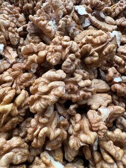 Vlašské ořechy loupané