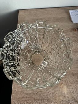 Masivní sklěněná mísa