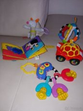 Mix hraček - Oball auto, Fisher Price, aj