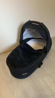 Kombinovaný kočárek tmavě modrý