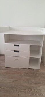 Přebalovací pult Ikea