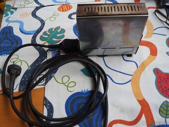 Starý topinkovač asi NDR