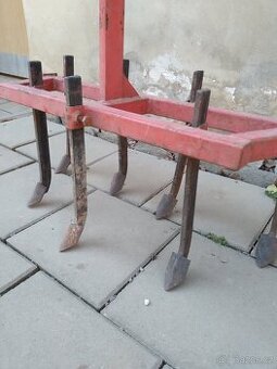 Háky na kultivaci zahradky vari