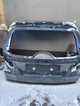 Hyundai Tucson zadní víko