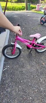 Dětská kola a odrážedla