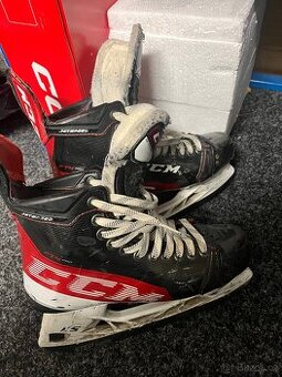 Hokejové brusle CCM JetSpeed FT4 Pro