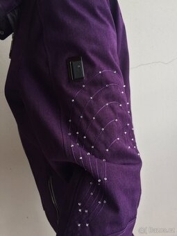 Luxusní lyžařská souprava Spyder s kamínky Swarovski vel. 40