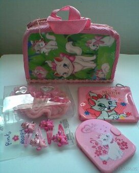 Různé věci s kočičkou Marií