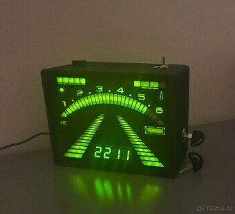 Citroen BX DIGIT stolní hodiny/přehrávač