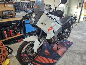 Ktm 990 adventure 2012 top I výměna