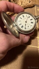 Prodám_tříplašťové kapesní hodinky_zn.Billodes