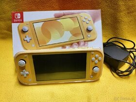 Nintendo Switch Lite - 1