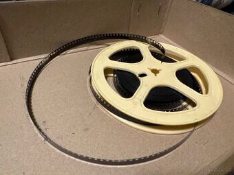 Koupím staré 8 mm filmové pásky