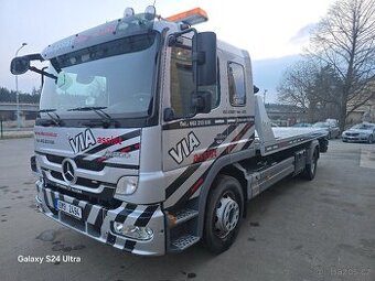 MB Atego 1529 rok 2013 Odtahový speciál