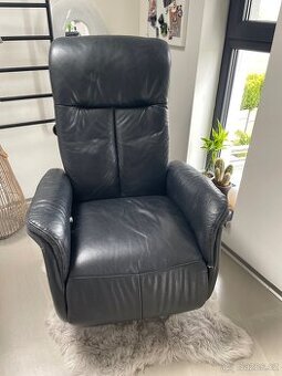 Černé polohovací křeslo IKEA - 1