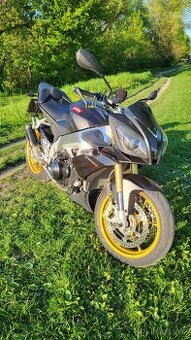 Aprilia Tuono V4R