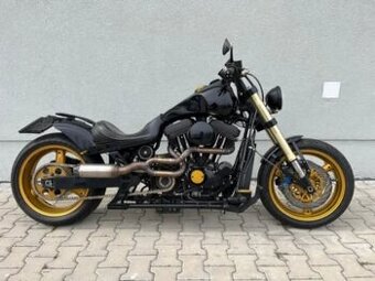 Harley davidson Custom 1200 stavba - 1