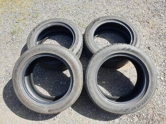 Pneu 235/55 R17