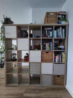 Knihovna Kallax 5x5
