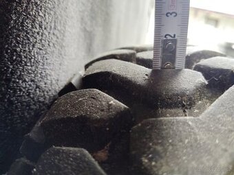 Prodám požít, drapák nebo enduro pneu