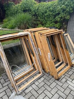 Velux střešní okna 8ks