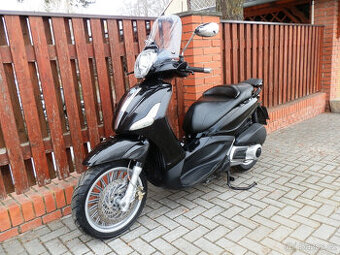 Piaggio Beverly 125