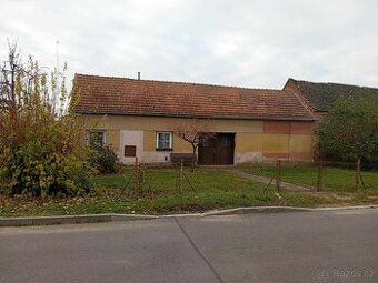 Rodinný dům se zahradou v obci Litobratřice