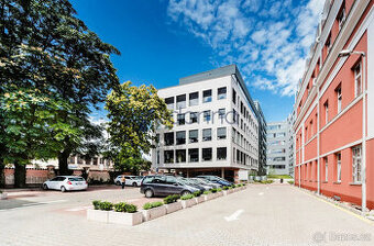 Pronájem obchodního prostoru 1637 m² Nádražní, Praha - Smích