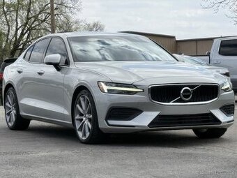 2019 Volvo S60 T5 Momentum FWD 2.0