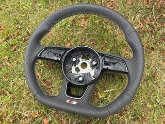 AUDI VOLANT KOZENY PERFOROVANY