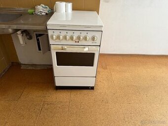 Elektrický sporák za odvoz