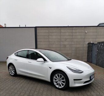 Tesla model 3 Long Range Dual Motor