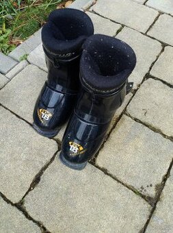 Dětské lyžařské boty 22,5 cm