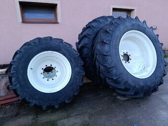 Prodám kola Steyr/Case