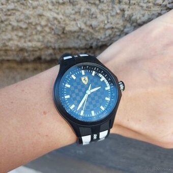 Pánské hodinky Ferrari Scuderia Pit Crew, 44 mm, 5 ATM
