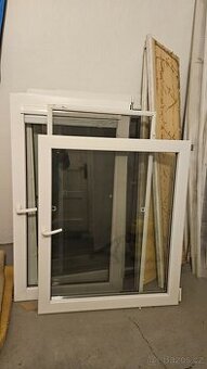 2 x Plastové okno dvoukřídlé 1530x1460, demontované, bílé