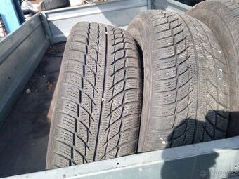 SADA ZIMNÍ PNEU 195/60/15 polaris 5