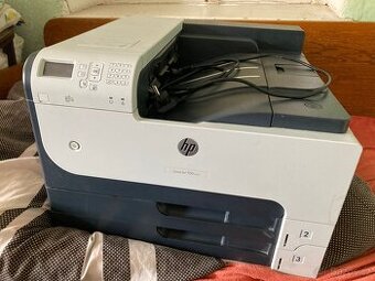 HP Laserjet 700 m712