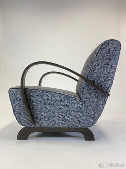 Krásné křeslo Halabala po kompletní renovaci