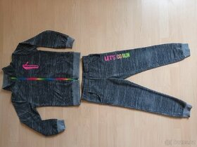 Dívčí sportovní souprava