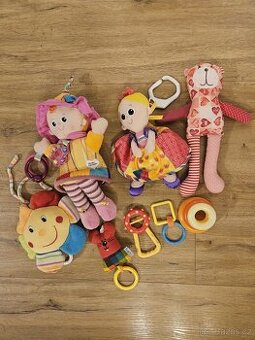 hračky pro nejmenší, značky Lamaze, Šapitó a jiné